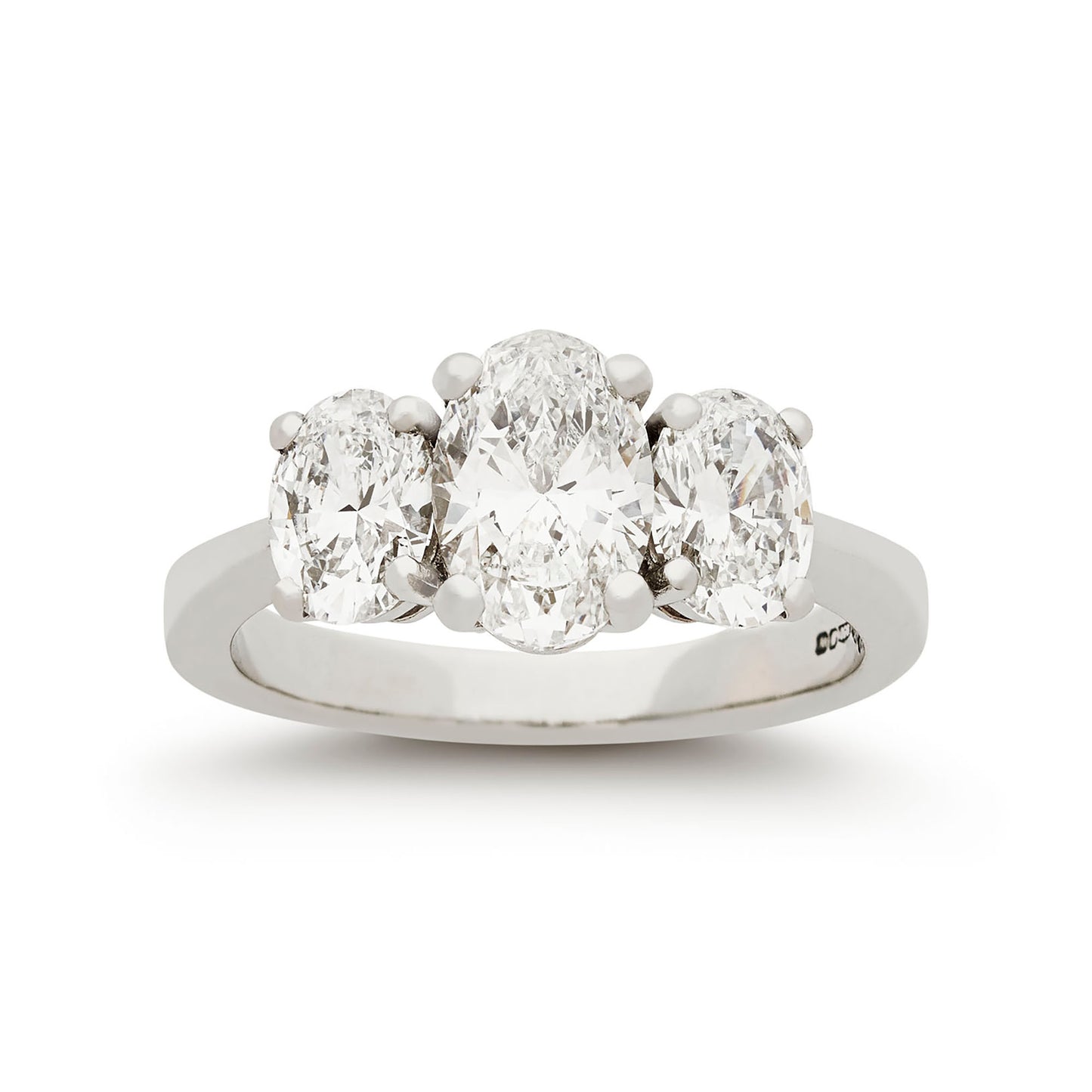 Oval diamond three stone engagement ring (OUT OF STOCK)