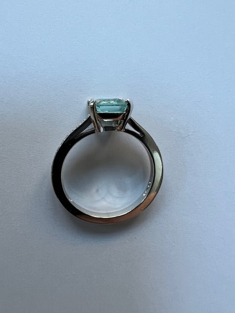 Aquamarine and diamond ring
